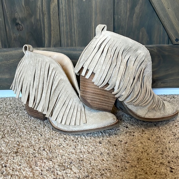 Coconuts by Matisse Shoes - Coconuts by Matisse Tan Booties